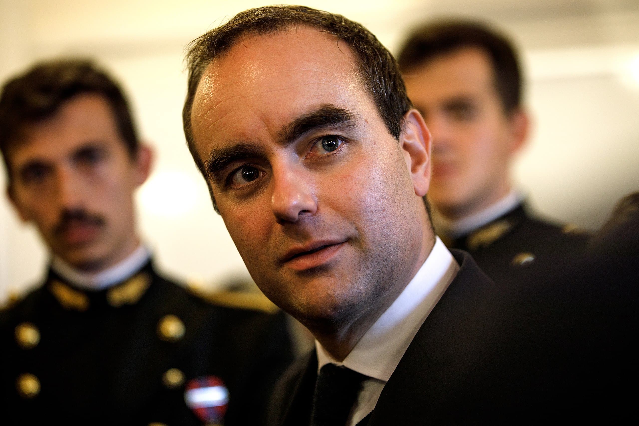 France’s Shortest-Serving Prime Minister Resigns: Political Gridlock Intensifies