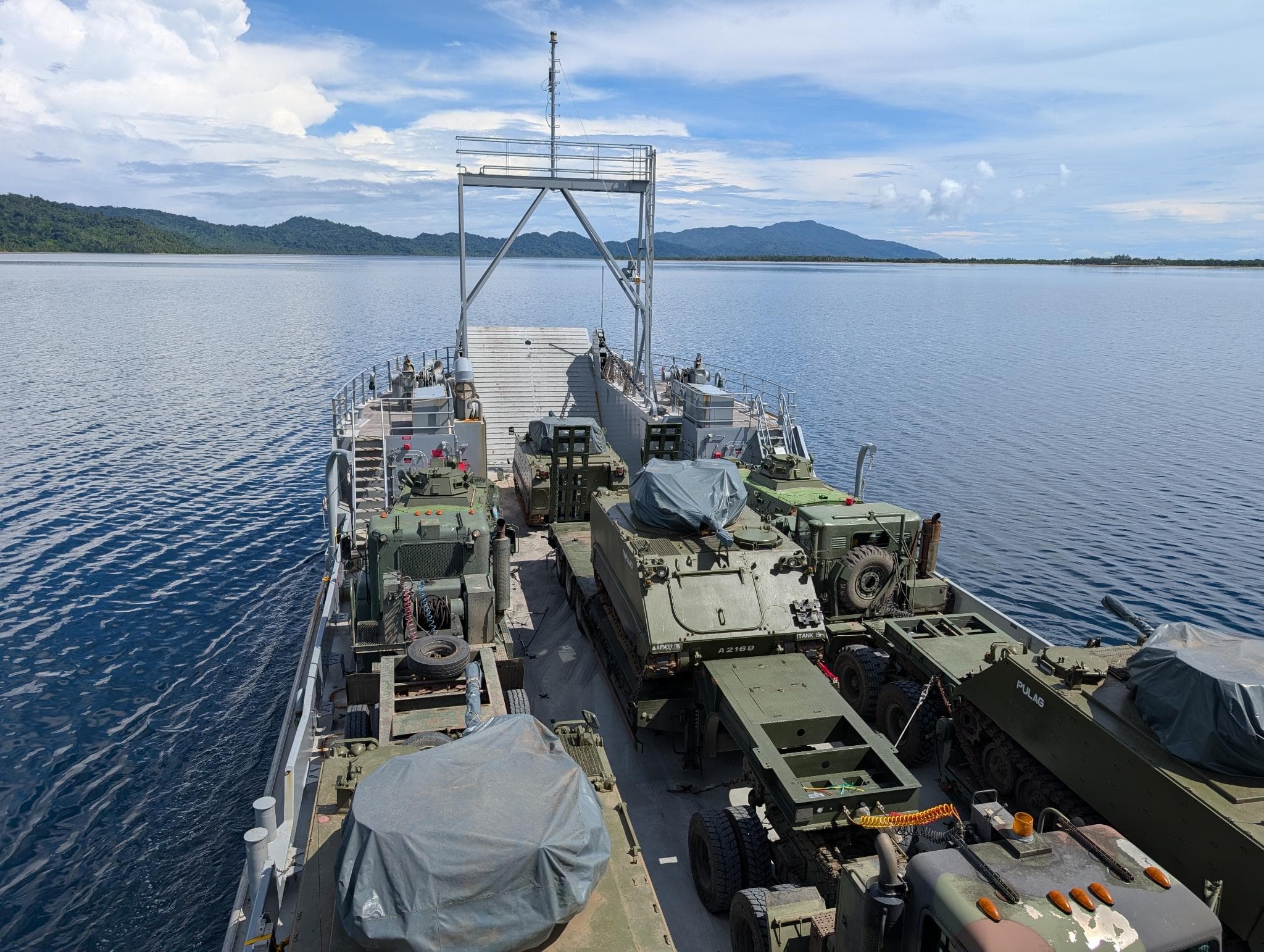 Canada and Philippines Sign Defence Pact Amid South China Sea Tensions