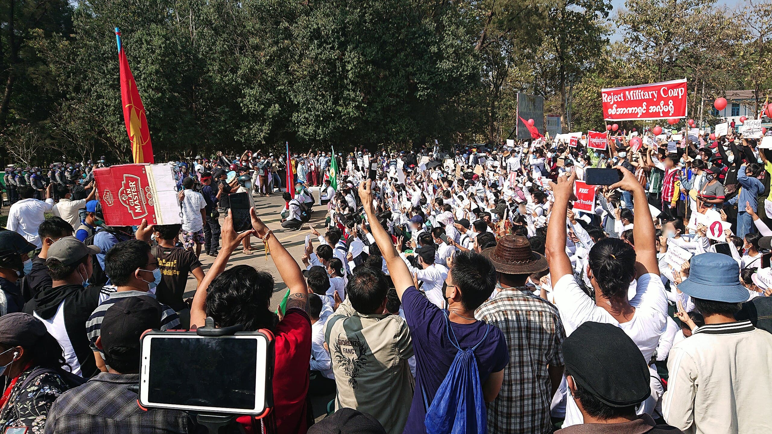 Myanmar Military Government Pardons Thousands Ahead of Disputed Election as UN Warns of Crimes